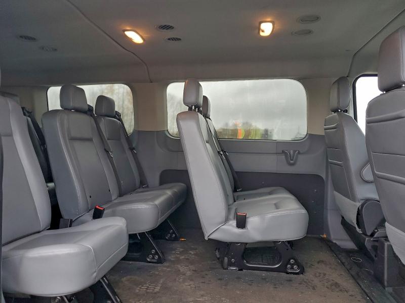 Photo 11 from auction – 2018 FORD TRANSIT with VIN 1FMZK1ZG2JKA91037