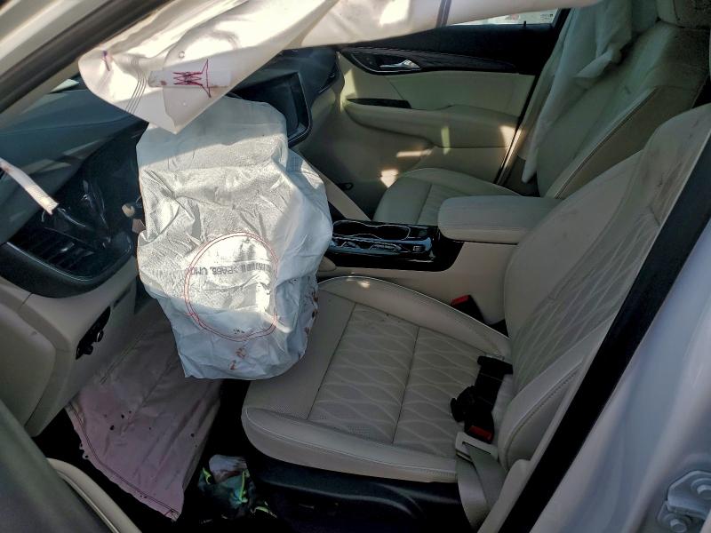 Photo 7 from auction – 2023 BUICK ENVISION with VIN LRBFZRR43PD080132