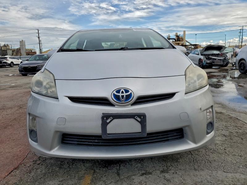 Photo 5 from auction – 2011 TOYOTA PRIUS with VIN JTDKN3DU9B5328824