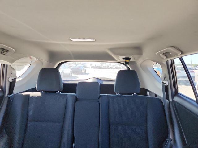 Photo 10 from auction – 2018 TOYOTA RAV4 LE with VIN 2T3ZFREV5JW513823