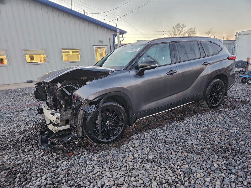 TOYOTA HIGHLANDER 2023 with VIN 5TDKDRBH3PS512539 - Photo from auction