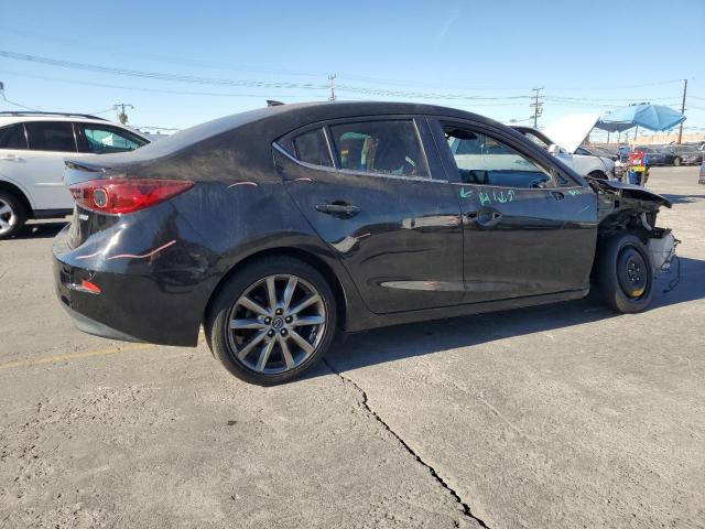 Photo 3 from auction – 2018 MAZDA 3 TOURING with VIN 3MZBN1V3XJM205128