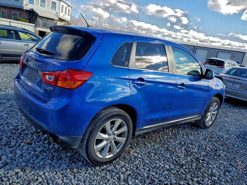 Zdjęcie 3 z aukcji – 2015 MITSUBISHI OUTLANDER z VIN 4A4AR4AU3FE039298
