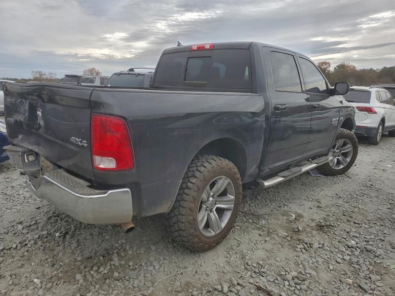 Photo 3 from auction – 2019 RAM 1500 CLASSIC with VIN 1C6RR7LT2KS550469