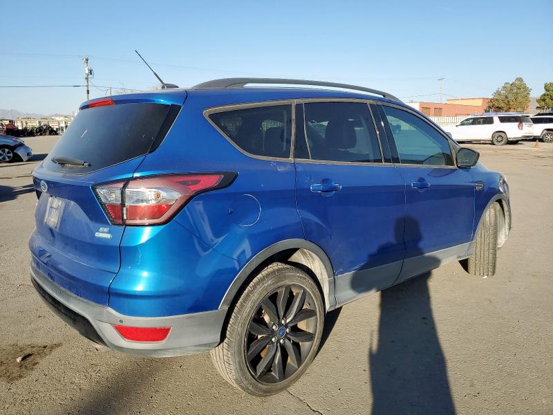 Photo 3 from auction – 2017 FORD ESCAPE with VIN 1FMCU0GD7HUC24649