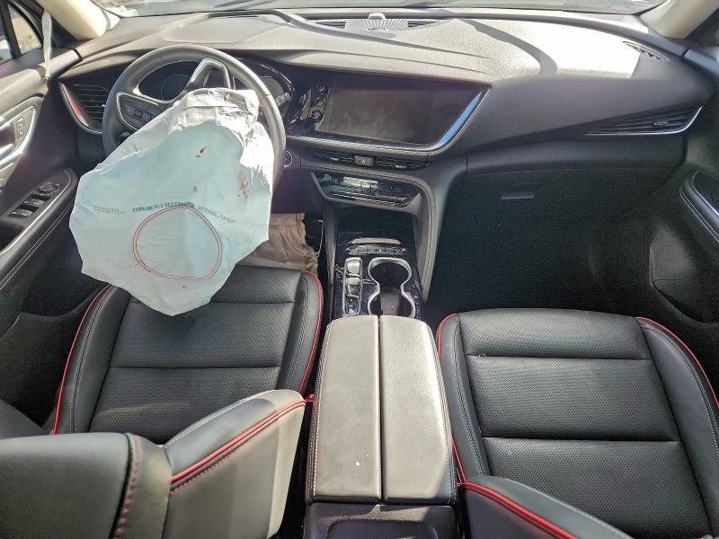 Photo 8 from auction – 2023 BUICK ENVISION with VIN LRBFZNR42PD037104