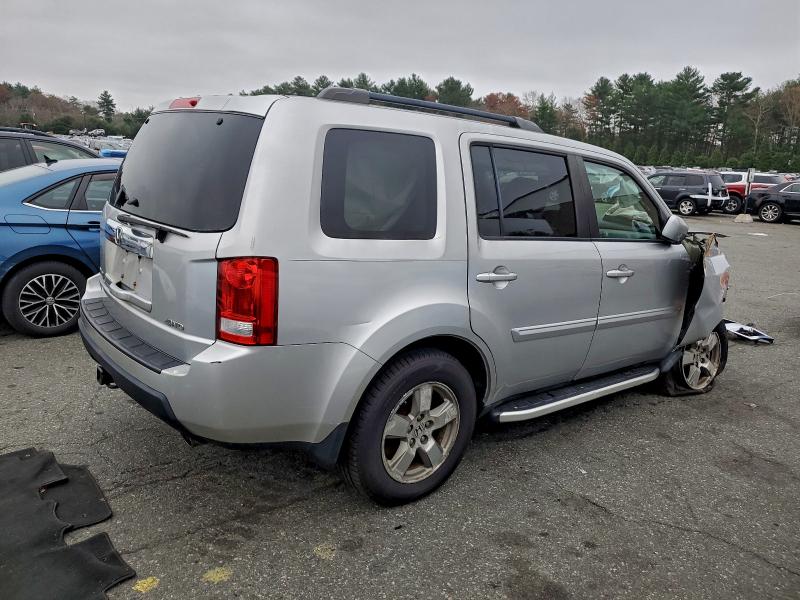 Photo 3 from auction – 2011 HONDA PILOT EXL with VIN 5FNYF4H68BB032703