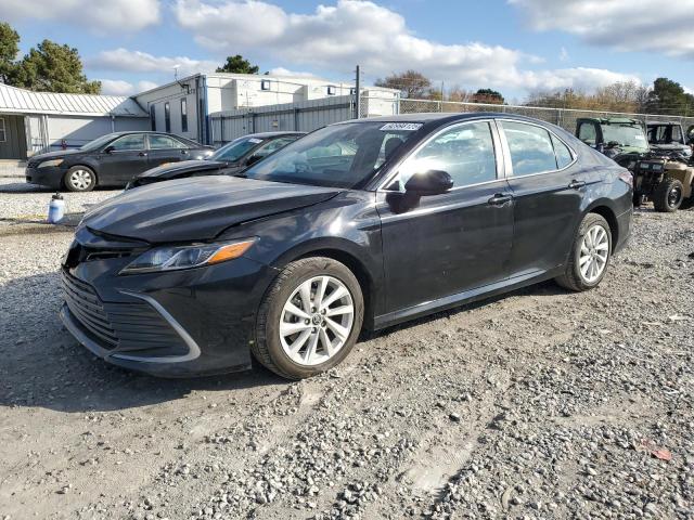 TOYOTA CAMRY LE 2022 with VIN 4T1C11AK2NU678194 - Photo from auction