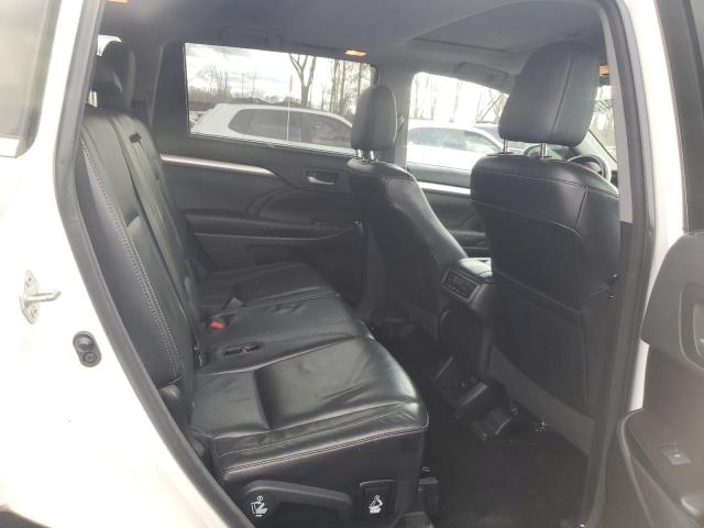 Photo 11 from auction – 2015 TOYOTA HIGHLANDER with VIN 5TDJKRFHXFS109054