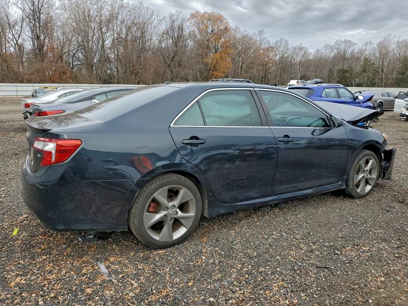Photo 3 from auction – 2012 TOYOTA CAMRY SE with VIN 4T1BK1FK7CU015847