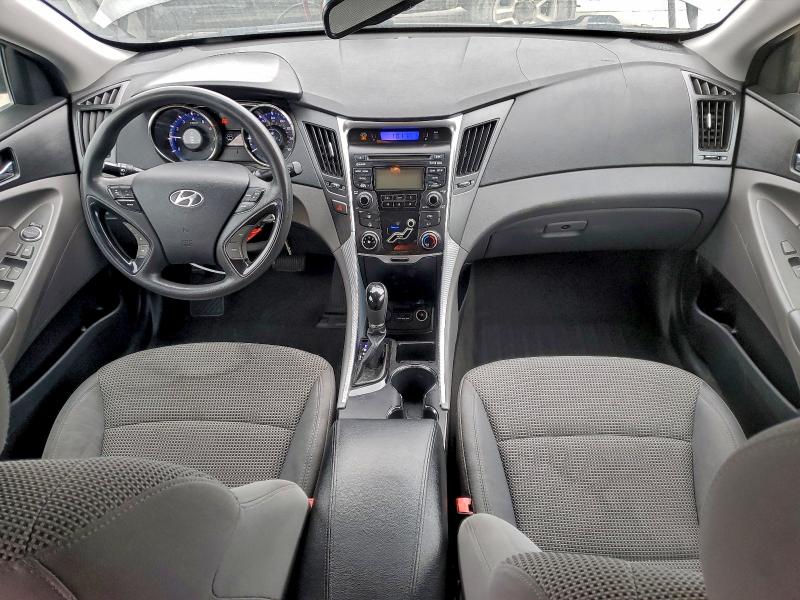 Photo 8 from auction – 2012 HYUNDAI SONATA GLS with VIN 5NPEB4AC4CH396148