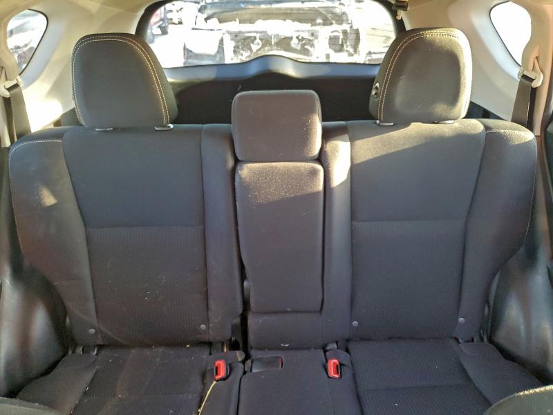 Photo 10 from auction – 2015 TOYOTA RAV4 XLE with VIN 2T3WFREV2FW147751