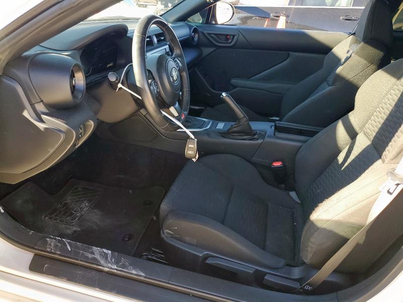 Photo 7 from auction – 2022 TOYOTA GR 86 with VIN JF1ZNBB19N9753822