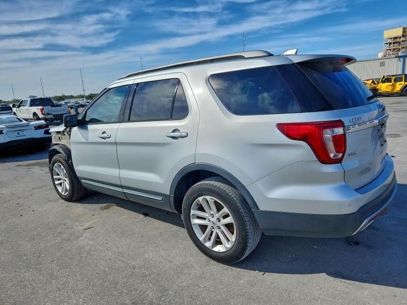 Photo 2 from auction – 2017 FORD EXPLORER with VIN 1FM5K7D83HGA91997