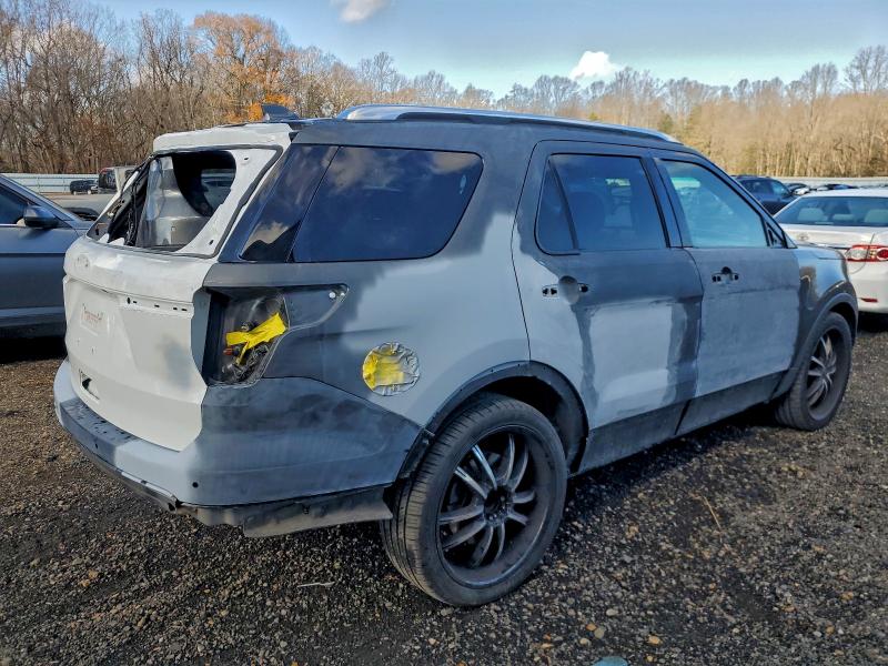Photo 3 from auction – 2016 FORD EXPLORER L with VIN 1FM5K7F8XGGC50168