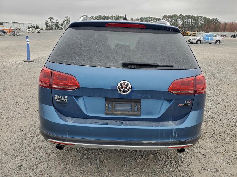 Photo 6 from auction – 2017 VOLKSWAGEN GOLF ALLTR with VIN 3VWH17AUXHM533005