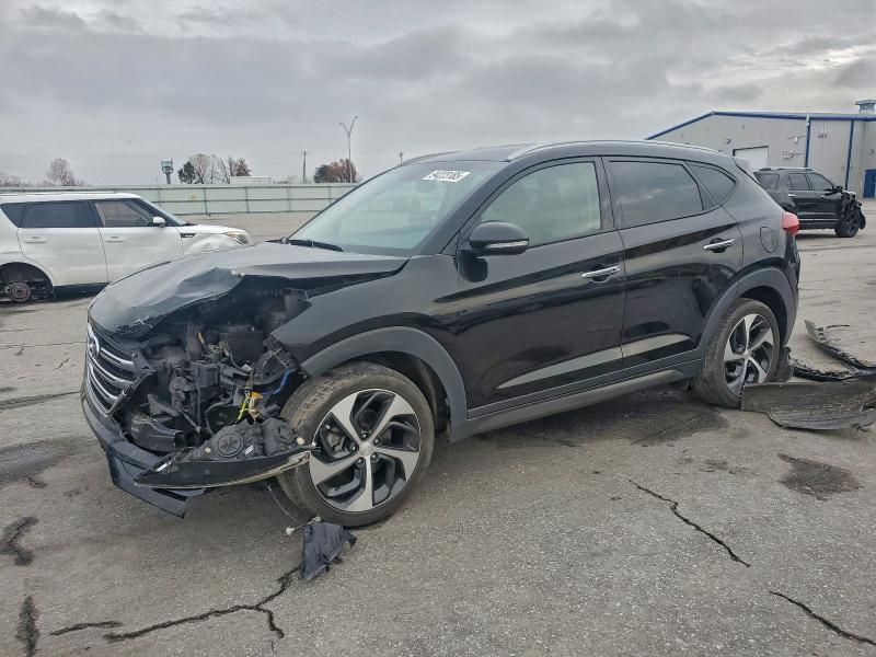 HYUNDAI TUCSON 2016 with VIN KM8J33A28GU153978 - Photo from auction