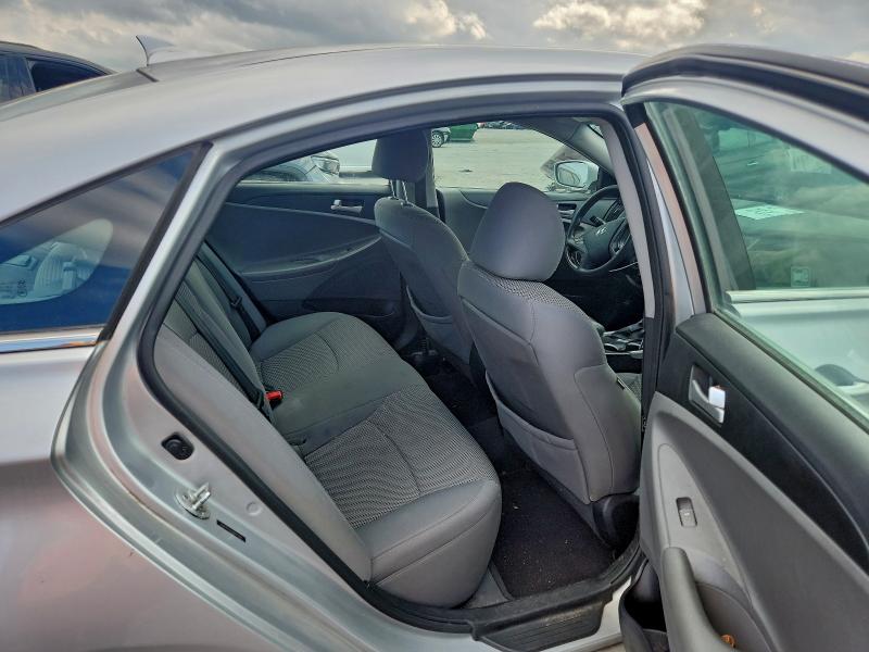 Photo 10 from auction – 2012 HYUNDAI SONATA GLS with VIN 5NPEB4AC2CH382832