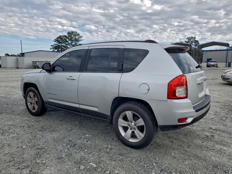 Photo 2 from auction – 2011 JEEP COMPASS SP with VIN 1J4NT1FB5BD229372