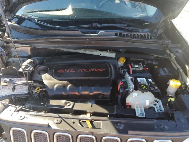 Photo 12 from auction – 2017 JEEP RENEGADE L with VIN ZACCJABB4HPG51166