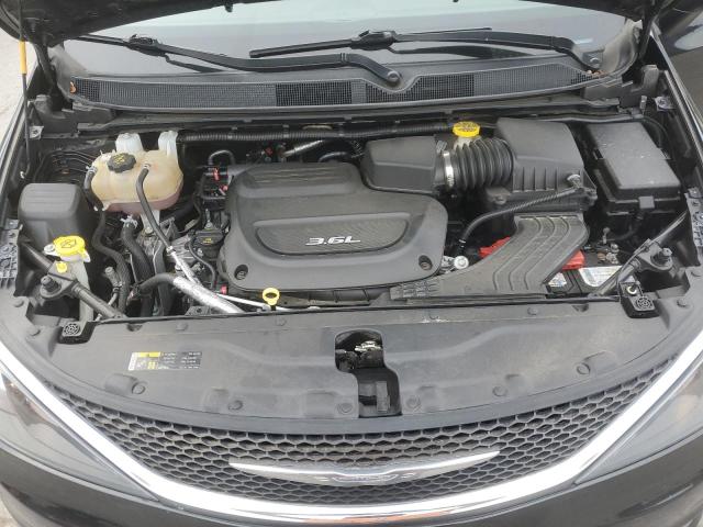Photo 12 from auction – 2017 CHRYSLER PACIFICA T with VIN 2C4RC1DG3HR676777