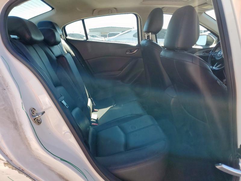 Photo 10 from auction – 2018 MAZDA 3 TOURING with VIN 3MZBN1V33JM245731