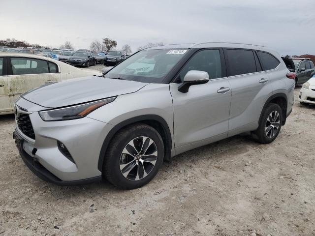TOYOTA HIGHLANDER 2022 with VIN 5TDGZRBH4NS204798 - Photo from auction