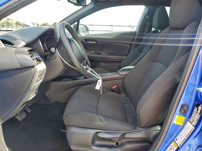 Photo 7 from auction – 2019 TOYOTA C-HR XLE with VIN NMTKHMBX2KR098501