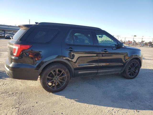 Photo 3 from auction – 2017 FORD EXPLORER X with VIN 1FM5K7D83HGC99409