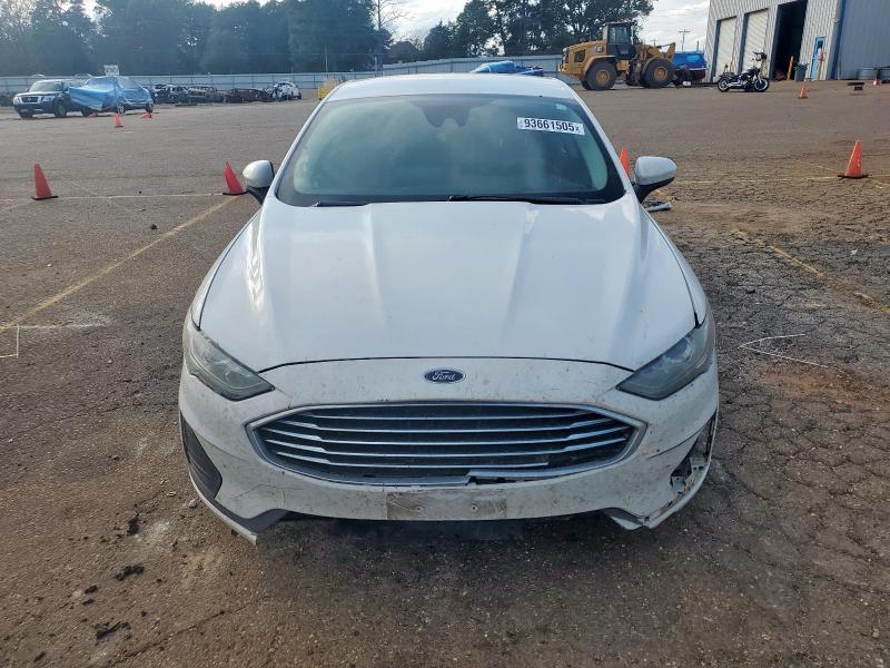 Photo 5 from auction – 2019 FORD FUSION SE with VIN 3FA6P0LU7KR235217