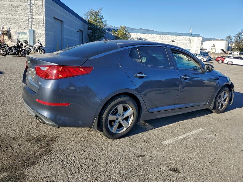 Photo 3 from auction – 2015 KIA OPTIMA with VIN KNAGM4A72F5569253