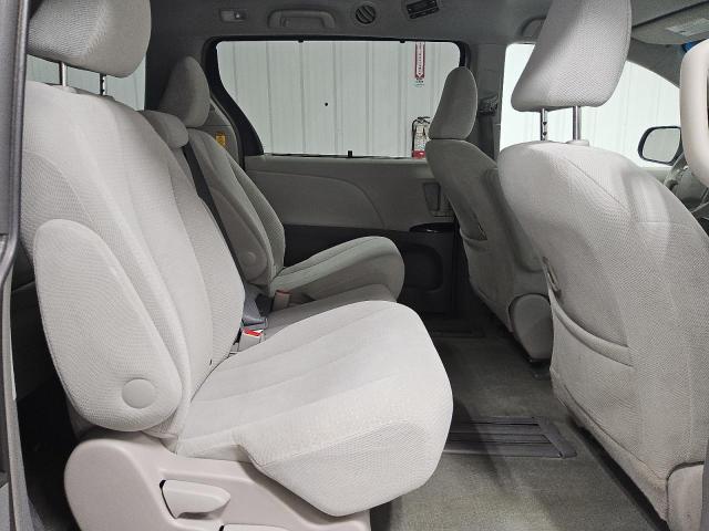 Photo 10 from auction – 2014 TOYOTA SIENNA LE with VIN 5TDKK3DC1ES494270