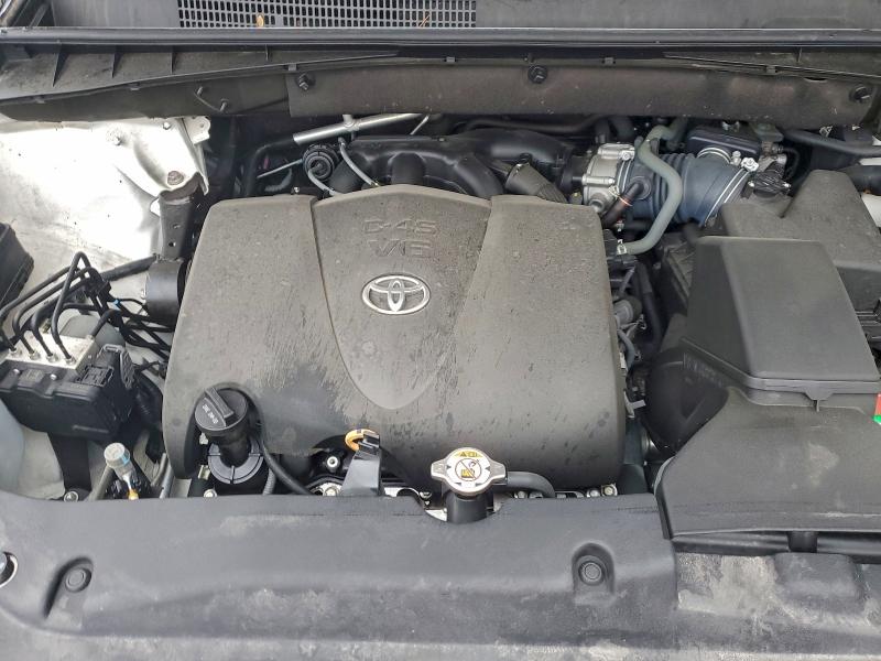 Photo 12 from auction – 2019 TOYOTA HIGHLANDER with VIN 5TDDZRFH4KS724153