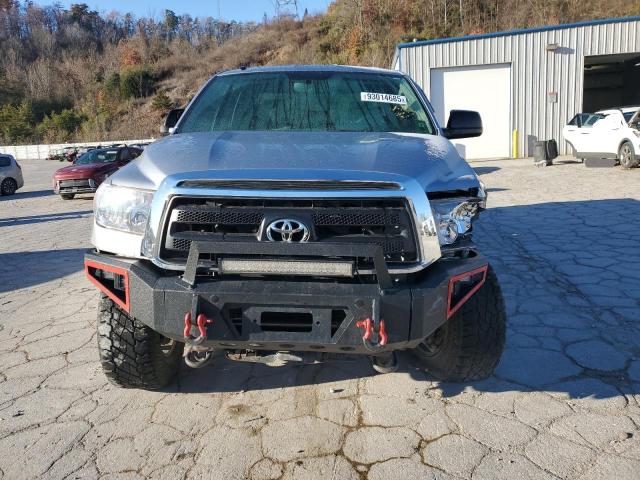 Photo 5 from auction – 2012 TOYOTA TUNDRA DOU with VIN 5TFUY5F16CX243282