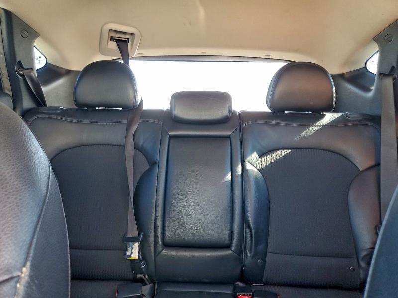 Photo 10 from auction – 2011 HYUNDAI TUCSON with VIN KM8JU3AC0BU279198