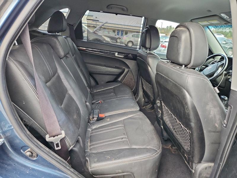 Photo 10 from auction – 2015 KIA SORENTO EX with VIN 5XYKUDA70FG555288