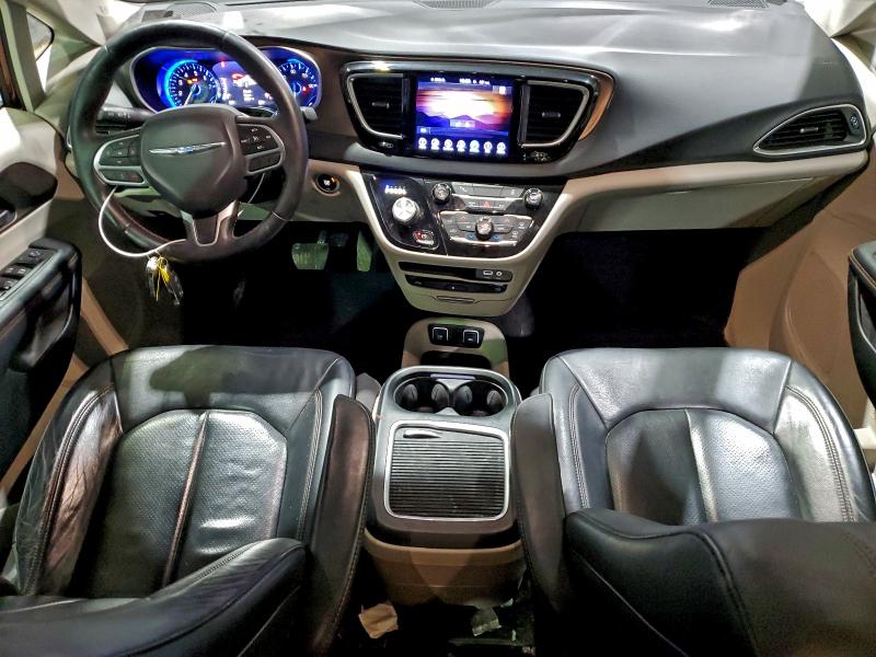 Photo 8 from auction – 2017 CHRYSLER PACIFICA T with VIN 2C4RC1EG8HR628352