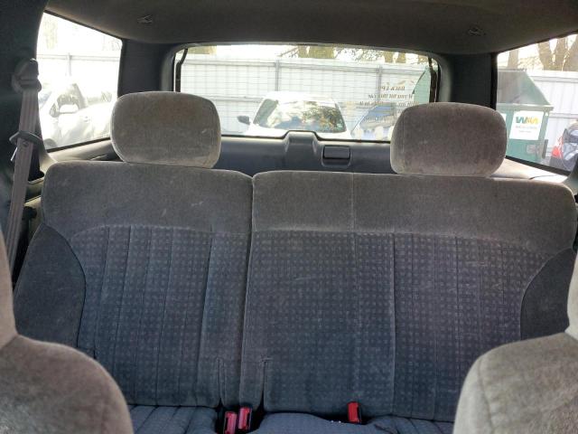 Photo 10 from auction – 2002 CHEVROLET BLAZER with VIN 1GNDT13WX2K238564