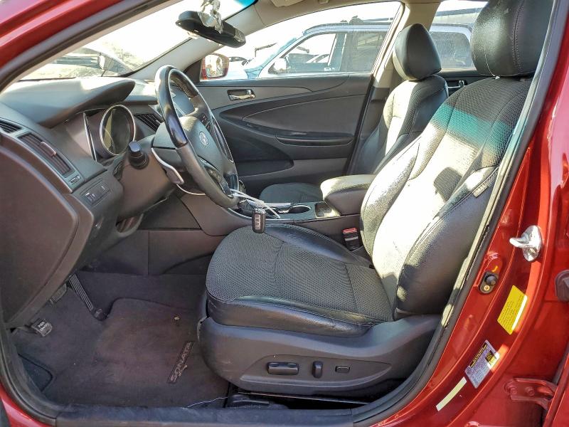Photo 7 from auction – 2011 HYUNDAI SONATA SE with VIN 5NPEC4AC2BH138187