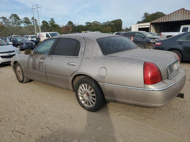 Photo 2 from auction – 2003 LINCOLN TOWN CAR with VIN 1LNHM82W23Y649274
