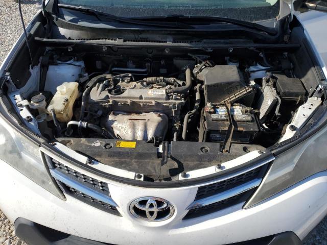 Photo 12 from auction – 2015 TOYOTA RAV4 LE with VIN 2T3BFREV7FW265776