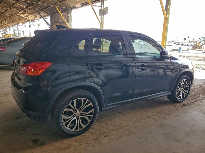 Photo 3 from auction – 2017 MITSUBISHI OUTLANDER with VIN JA4AP3AU2HZ012865