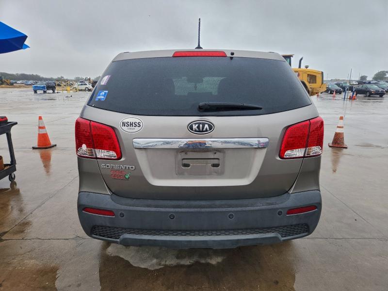 Photo 6 from auction – 2011 KIA SORENTO BA with VIN 5XYKT3A14BG085219