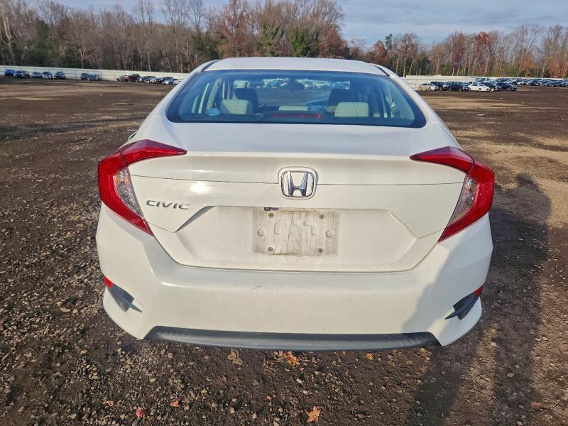 Photo 6 from auction – 2017 HONDA CIVIC LX with VIN 2HGFC2F52HH548705