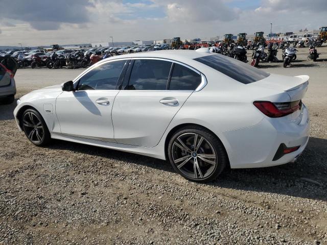 Photo 2 from auction – 2022 BMW 330E with VIN 3MW5P7J0XN8C68718