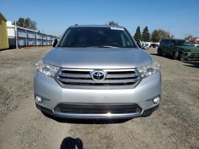 Photo 5 from auction – 2011 TOYOTA HIGHLANDER with VIN 5TDZK3EH3BS031325