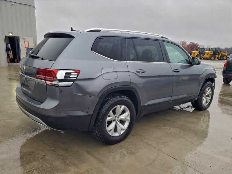 Photo 3 from auction – 2019 VOLKSWAGEN ATLAS with VIN 1V2DP2CA5KC594193