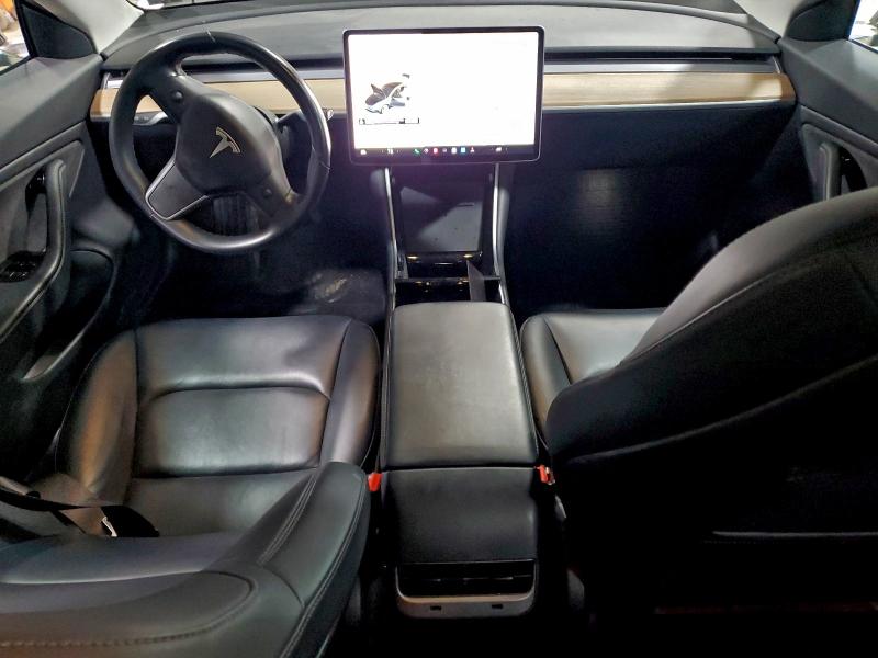 Photo 8 from auction – 2018 TESLA MODEL 3 with VIN 5YJ3E1EA8JF110576