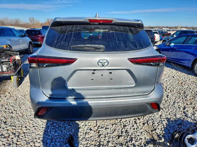 Photo 6 from auction – 2021 TOYOTA HIGHLANDER with VIN 5TDCZRBH6MS063598