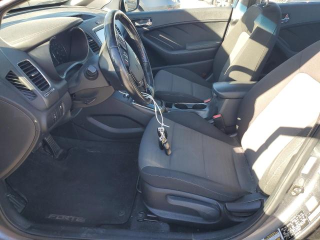 Photo 7 from auction – 2018 KIA FORTE LX with VIN 3KPFL4A77JE188657